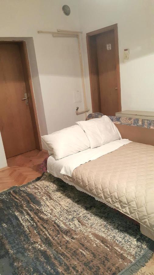 סקופיה Digital Nomad Comfy Apartment,Foot Mountain Vodno And Millennium Cross,19 Min By Walk To Cener,Free Parking מראה חיצוני תמונה